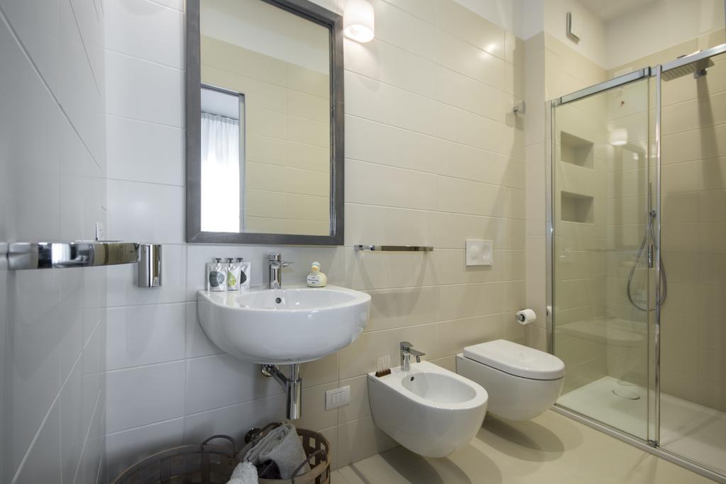 Ferienwohnung Cavour 51 Lecco Exterior foto
